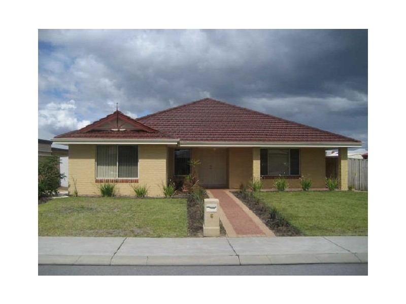 6 Serene Bend, Atwell WA 6164
