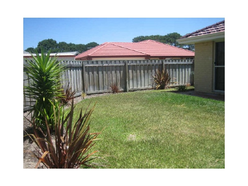 6 Serene Bend, Atwell WA 6164