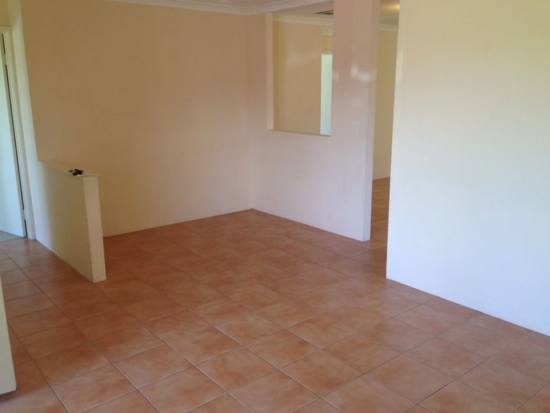 5 Daley Close, Atwell WA 6164