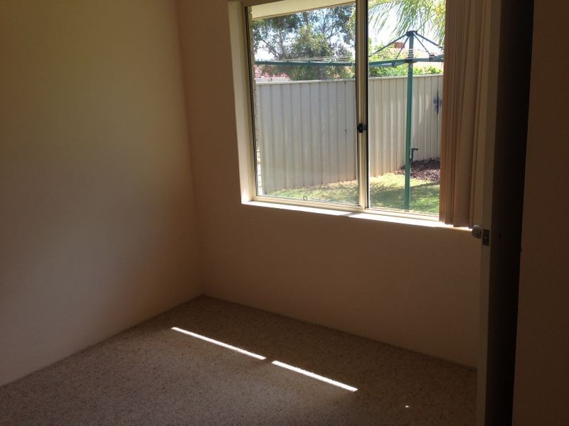 5 Daley Close, Atwell WA 6164