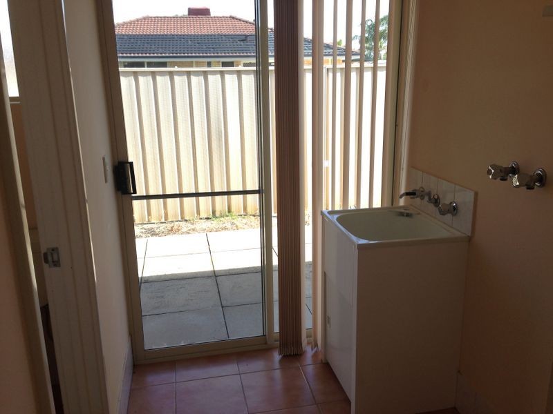 5 Daley Close, Atwell WA 6164