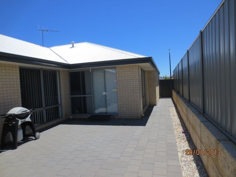 7 Highbridge Way, Leda WA 6170