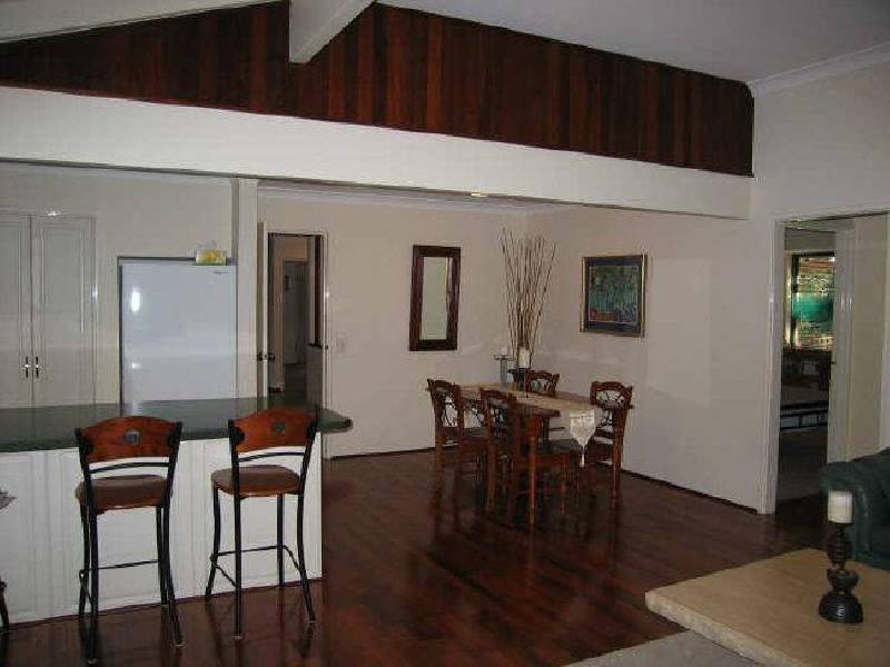 15 Lowrie Grove, Leeming WA 6149