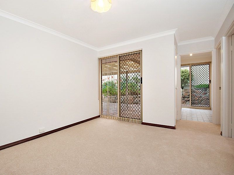 15 Green Vale Heights, Leeming WA 6149