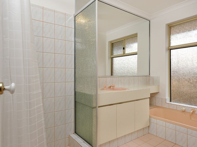 15 Green Vale Heights, Leeming WA 6149