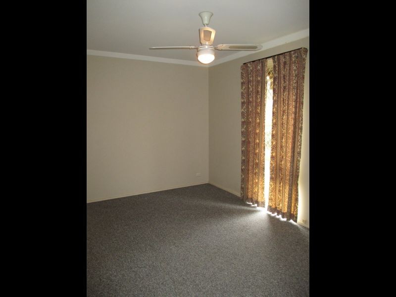 6 Watsonia Street, Maddington WA 6109