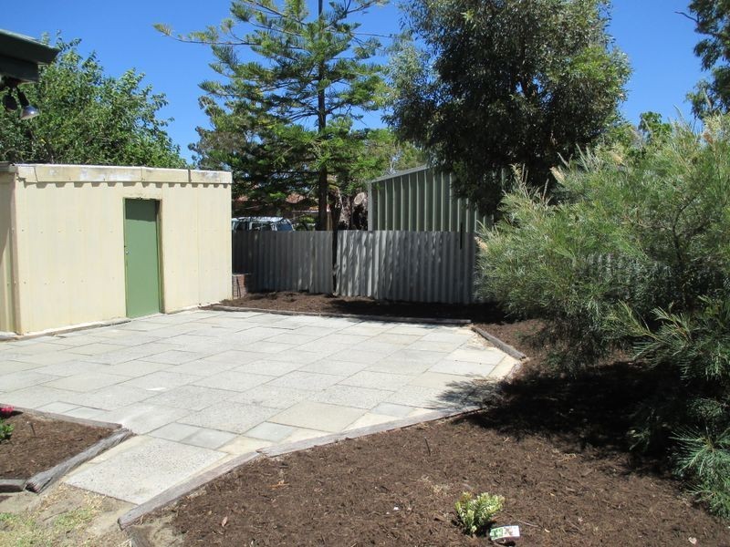 6 Watsonia Street, Maddington WA 6109