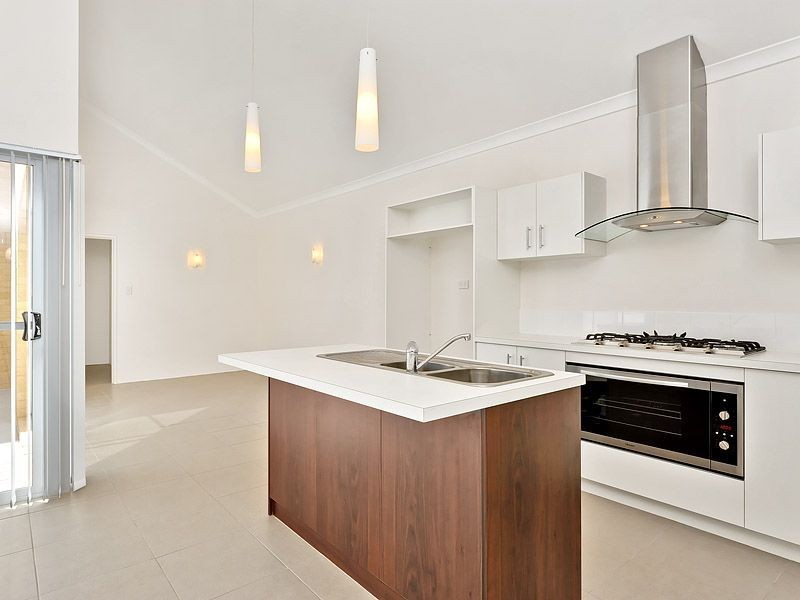 12A Torrey Crescent, Aubin Grove WA 6164