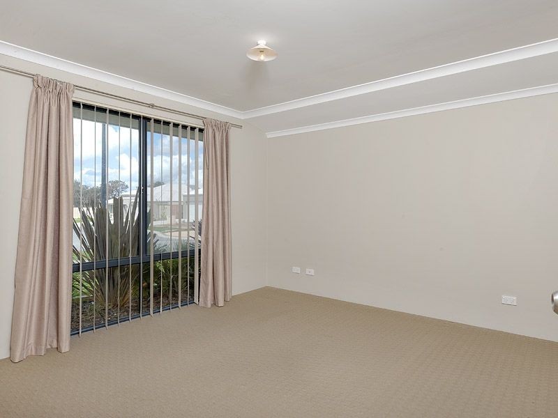 33 Descanso Loop, Aubin Grove WA 6164