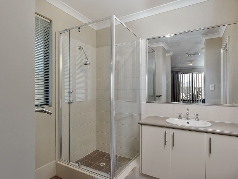 33 Descanso Loop, Aubin Grove WA 6164