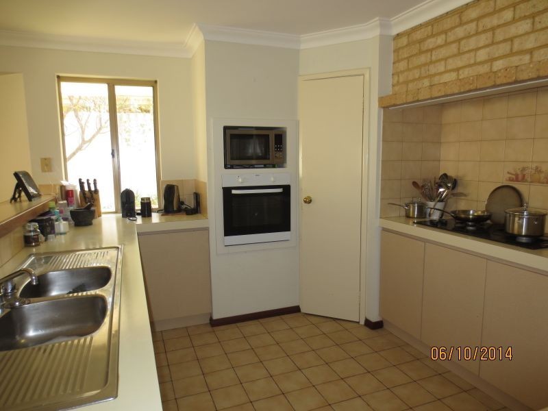 72 Casserly Drive, Leeming WA 6149