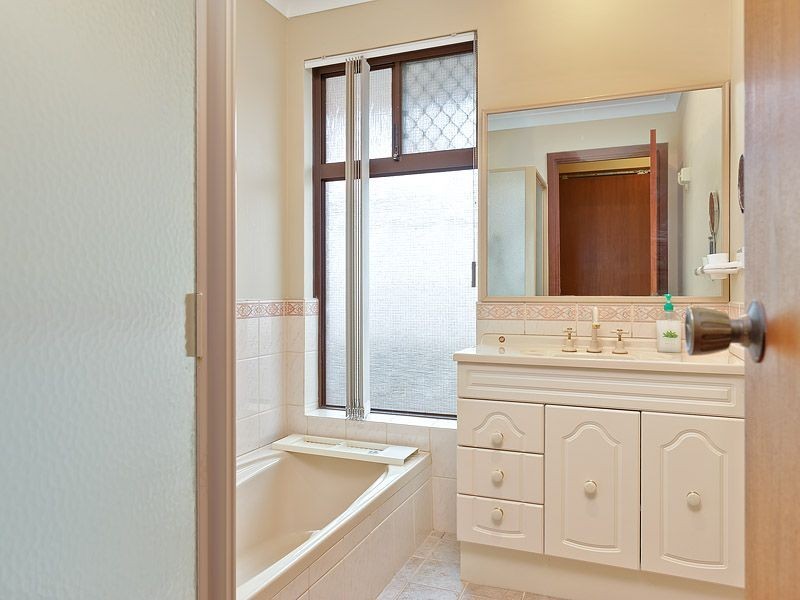 5 Wirth Close, Bull Creek WA 6149