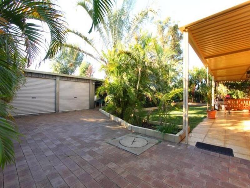 172 Corinthian Road East, Riverton WA 6148