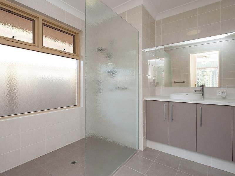 63 Sylvan Crescent, Leeming WA 6149