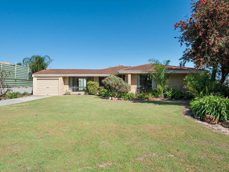 8 Filmer Place, Leeming WA 6149