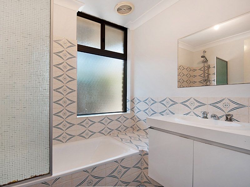 20 Gracechurch Crescent, Leeming WA 6149