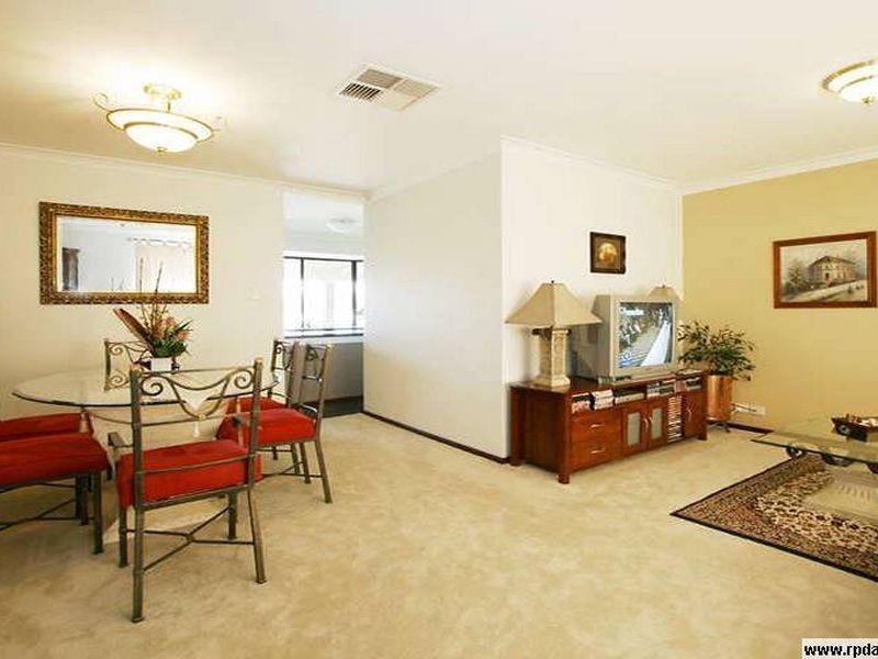 12 Sewell Court, Leeming WA 6149