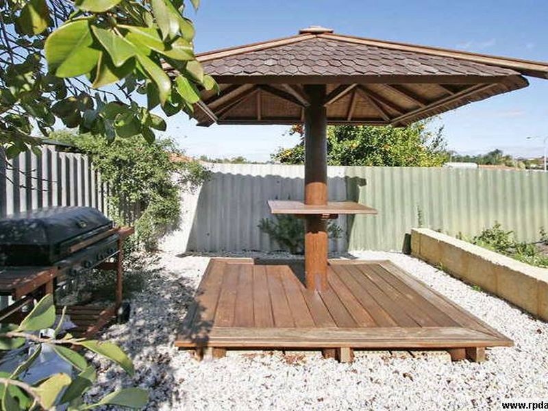 12 Sewell Court, Leeming WA 6149