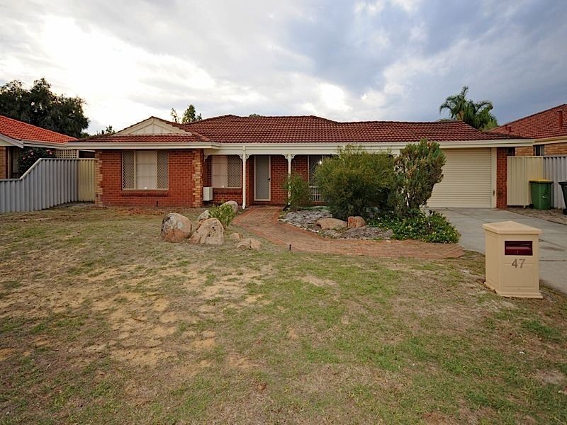 47 Findlay Road, Leeming WA 6149