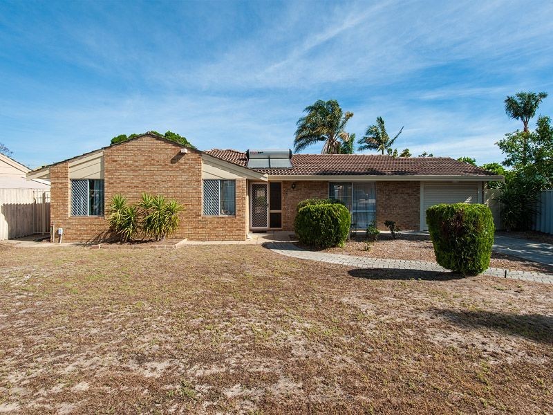 32 Aulberry Parade, Leeming WA 6149