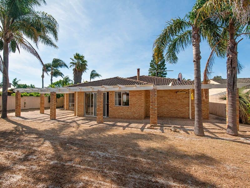 32 Aulberry Parade, Leeming WA 6149