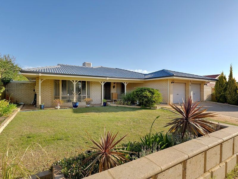 24 Gratwick Terrace, Murdoch WA 6150