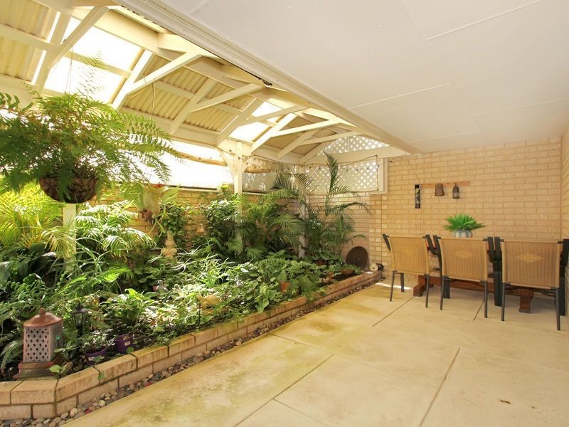 24 Riversdale Pass, Jandakot WA 6164