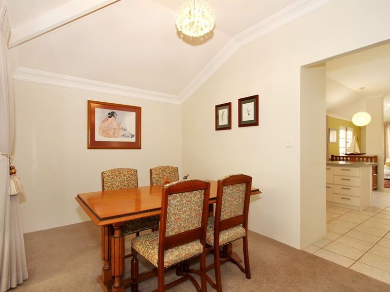 24 Riversdale Pass, Jandakot WA 6164