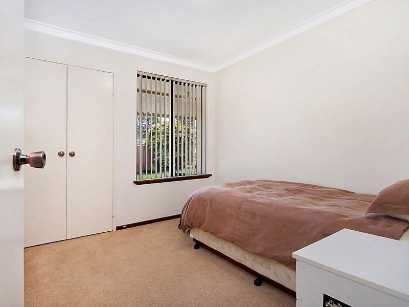 19 Gowther Street, Leeming WA 6149
