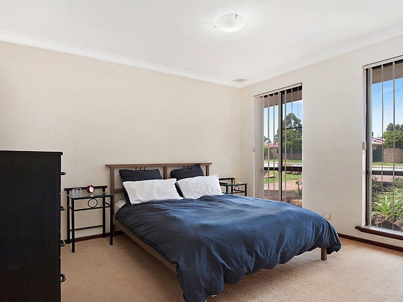 19 Gowther Street, Leeming WA 6149