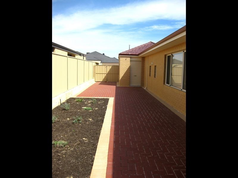 10 Buttercup Way, Beeliar WA 6164