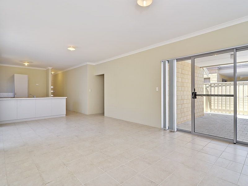17/26 Churchill Green, Canning Vale WA 6155