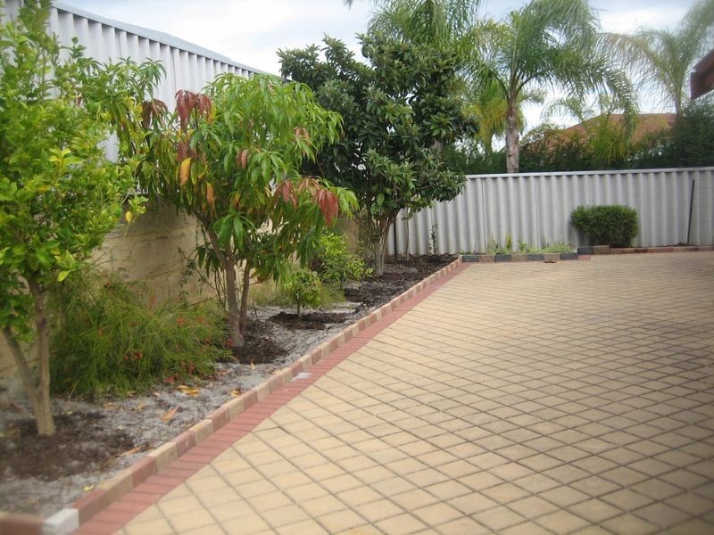 16 Millstream Place, Success WA 6164