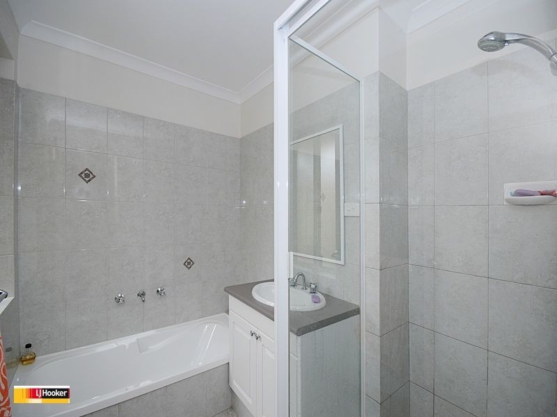 1/32 Pearson Drive, Success WA 6164