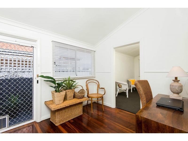 56 Banksia Street, Joondanna WA 6060