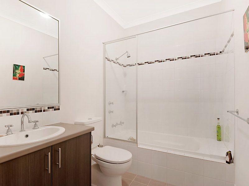 4/7 Crossville Way, Success WA 6164