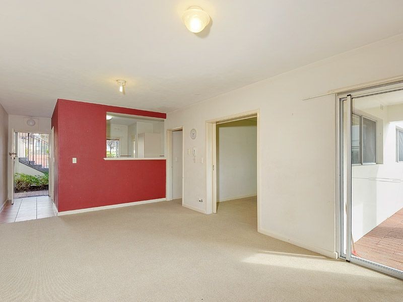 35/79 Waverley Road, Coolbellup WA 6163