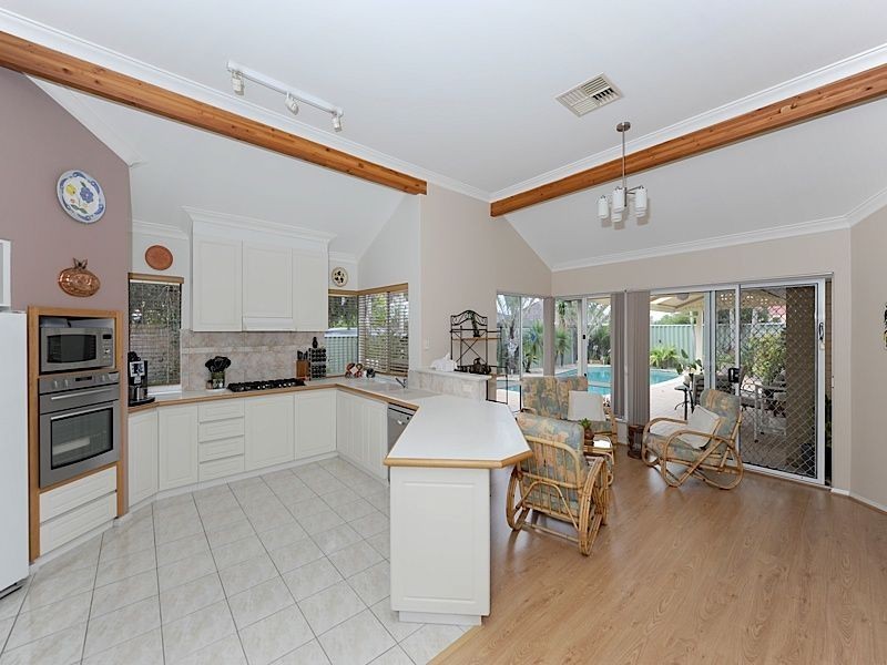 133 Beasley Road, Leeming WA 6149