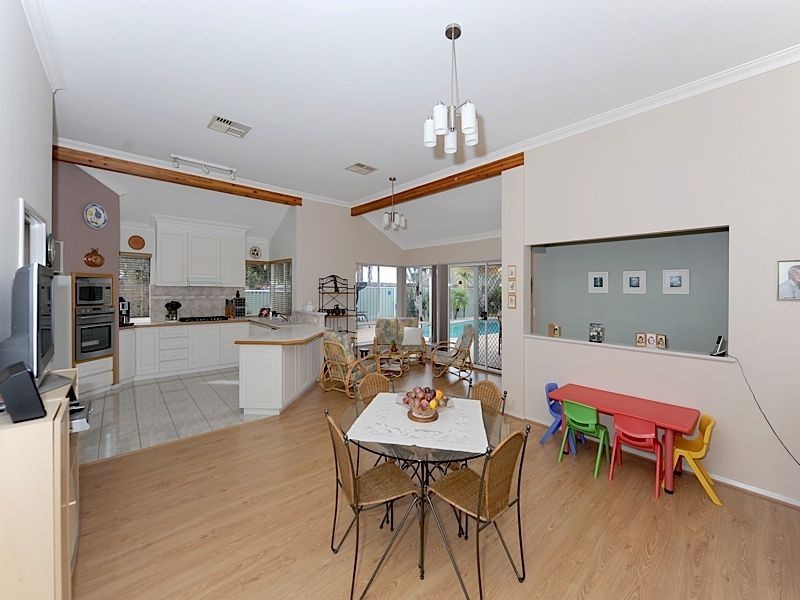 133 Beasley Road, Leeming WA 6149