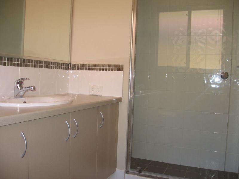 40 Claridge Circle, Thornlie WA 6108