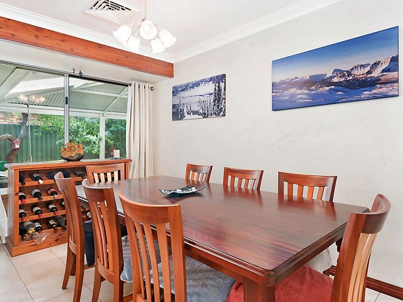 12 Townson Place, Leeming WA 6149