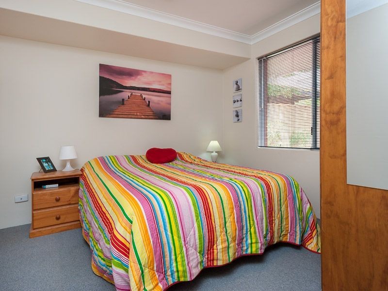 12 Townson Place, Leeming WA 6149
