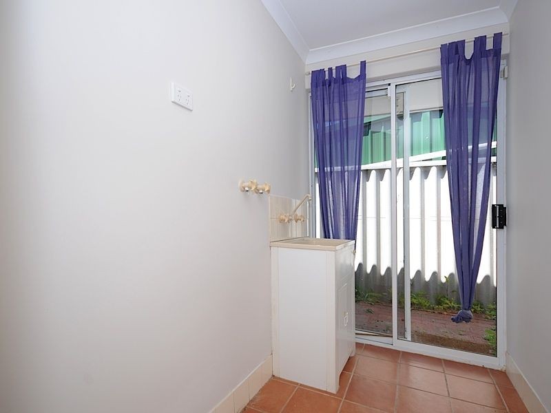 3 Marie Court, Atwell WA 6164