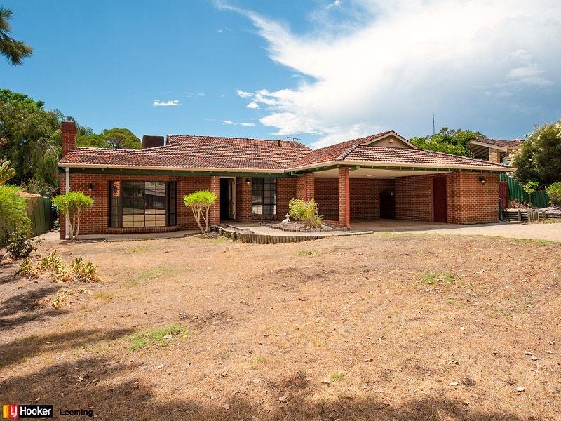 6 Empen Court, Leeming WA 6149