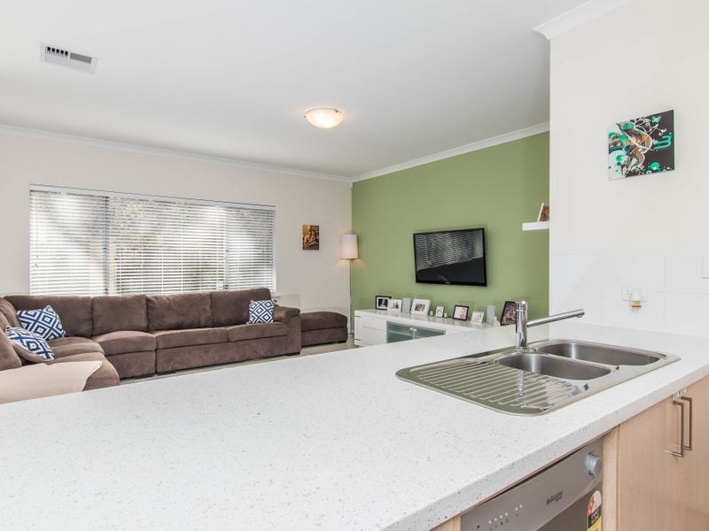 9/41 Baler Court, Hammond Park WA 6164