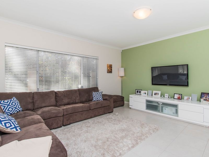 9/41 Baler Court, Hammond Park WA 6164