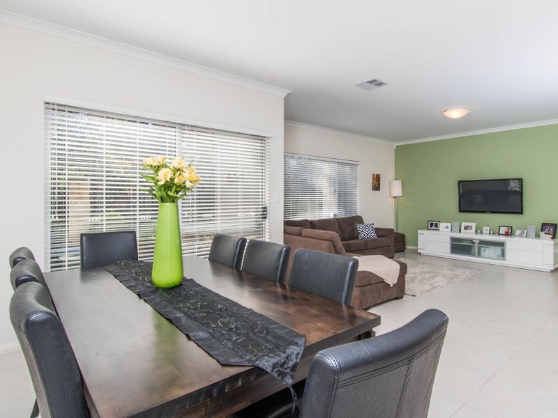 9/41 Baler Court, Hammond Park WA 6164