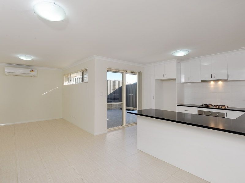 6/30 Arava Circle, Aveley WA 6069