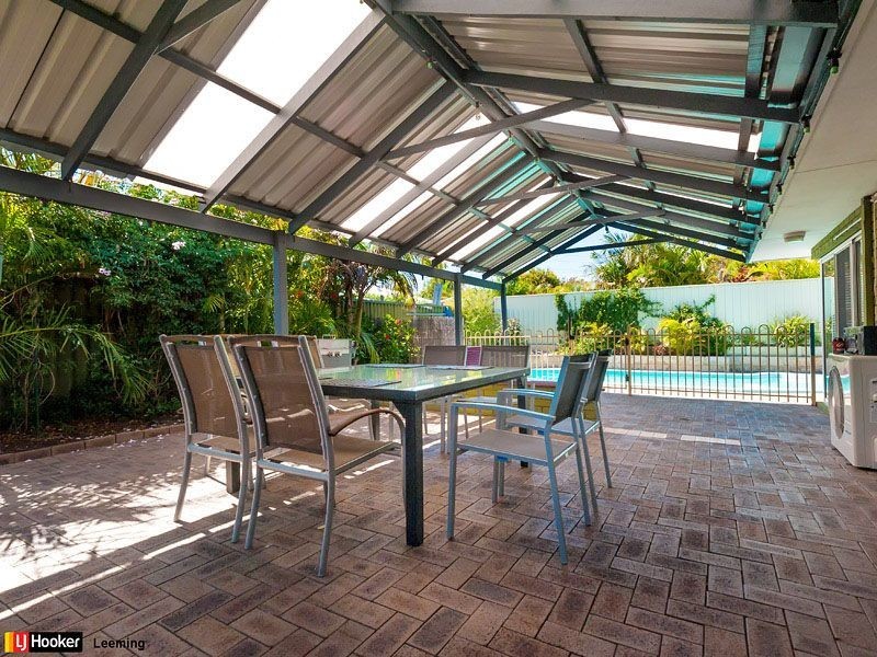 5 Sunshine Place, Bibra Lake WA 6163