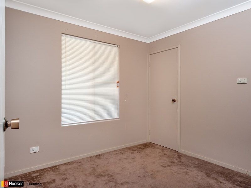 5 Sunshine Place, Bibra Lake WA 6163